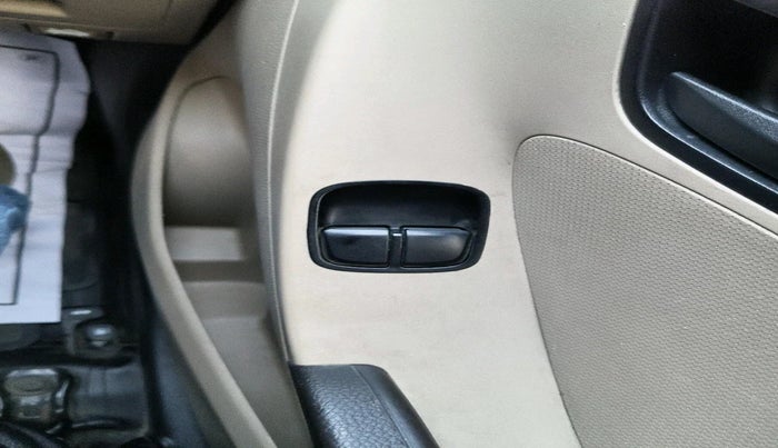 2014 Hyundai Eon ERA +, Petrol, Manual, 88,254 km, interior