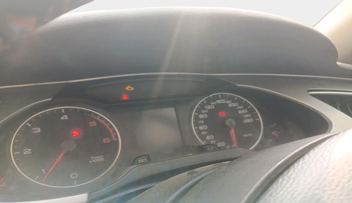 2011 Audi A4 2.0 TDI, Diesel, Automatic, 92,452 km, interior