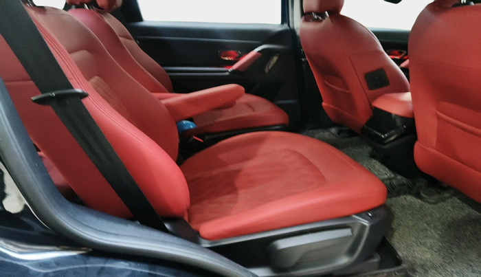 2023 Tata Safari XZA PLUS O 6STR DARK, Diesel, Automatic, 34,435 km, interior