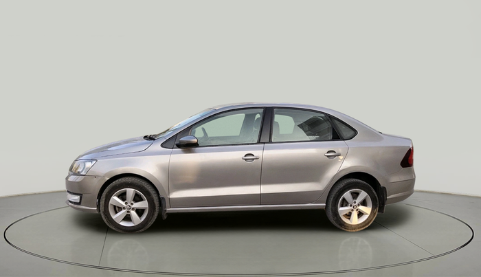 2017 Skoda Rapid AMBITION 1.6 MPI MT, Petrol, Manual, 60,421 km, exterior