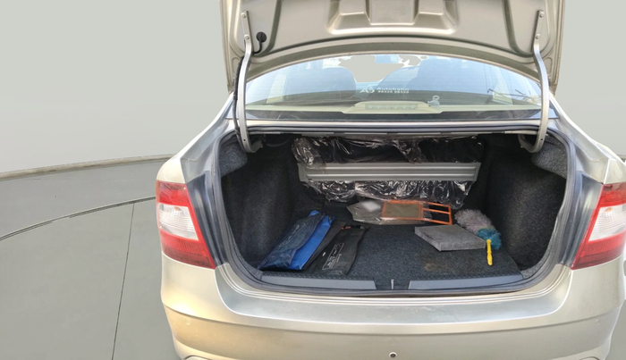 2017 Skoda Rapid AMBITION 1.6 MPI MT, Petrol, Manual, 60,421 km, exterior