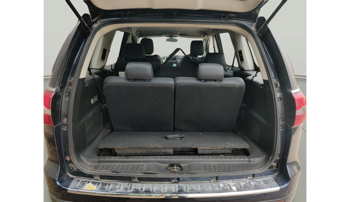 2017 Tata Hexa XTA 4X2 7 STR, Diesel, Automatic, 77,029 km, exterior