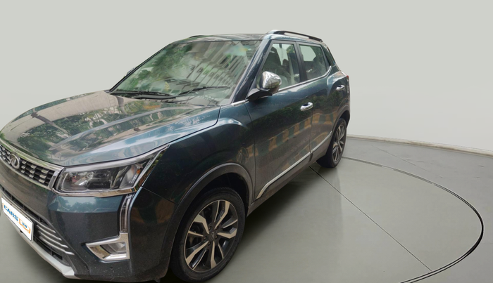 2021 Mahindra XUV300 W8 (O) 1.5 DIESEL, Diesel, Manual, 57,556 km, exterior