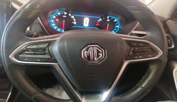 2019 MG HECTOR SHARP 2.0 DIESEL, Diesel, Manual, 1,31,833 km, interior