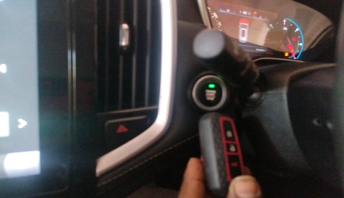 2019 MG HECTOR SHARP 2.0 DIESEL, Diesel, Manual, 1,31,833 km, interior