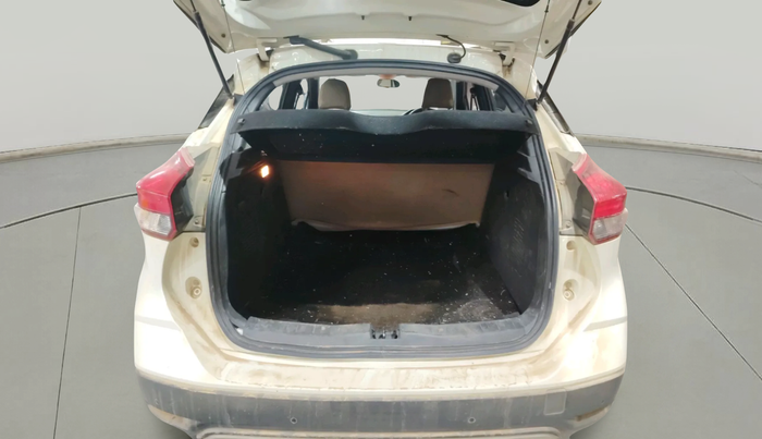 2021 Nissan Kicks XV 1.5, Petrol, Manual, 53,329 km, exterior