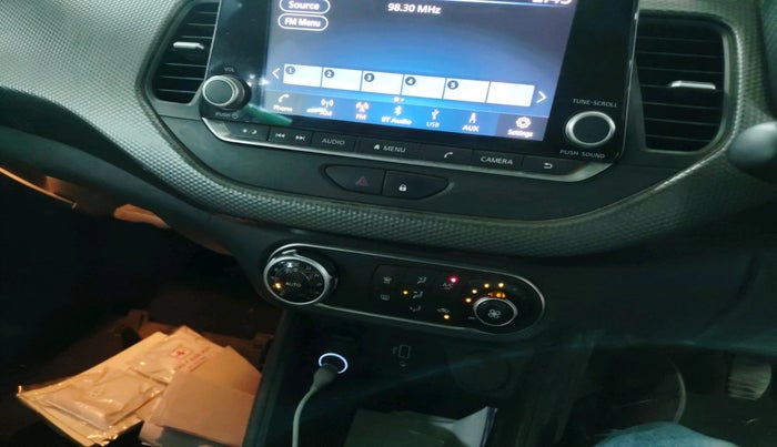 2021 Nissan Kicks XV 1.5, Petrol, Manual, 53,329 km, interior