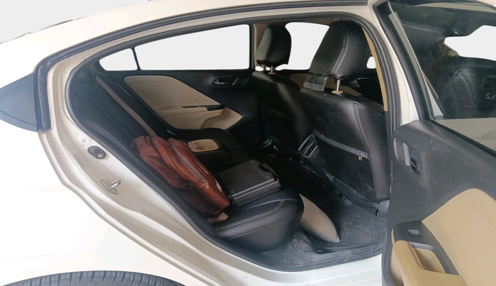 2018 Honda City 1.5L I-DTEC SV, Diesel, Manual, 1,40,338 km, interior