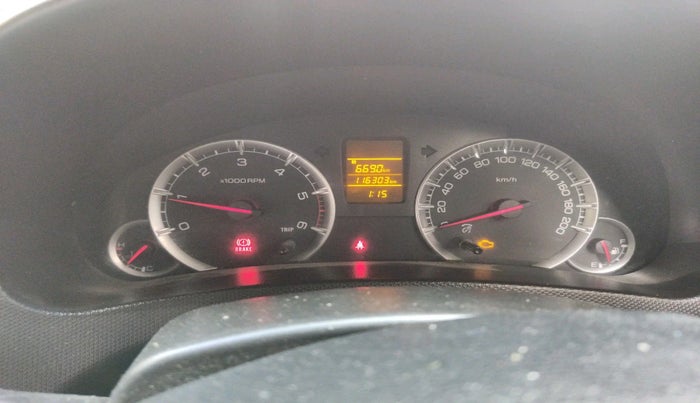 2016 Maruti Swift VDI, Diesel, Manual, 1,16,303 km, interior