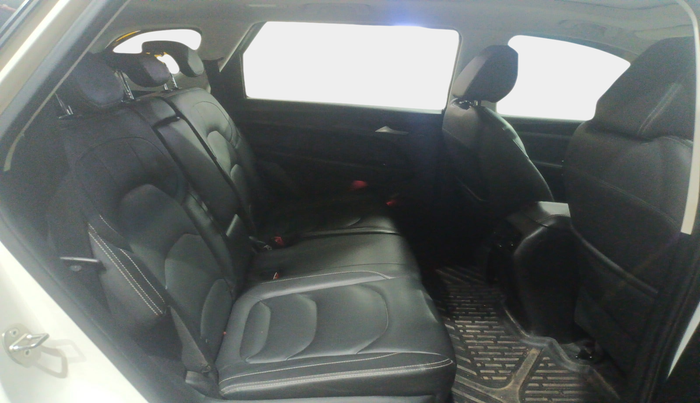 2019 MG HECTOR SHARP HYBRID 1.5 PETROL, Petrol, Manual, 61,818 km, interior