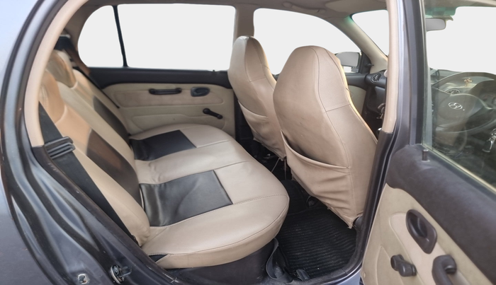 2011 Hyundai Santro Xing GLS, Petrol, Manual, 1,24,129 km, interior