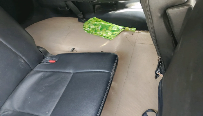 2016 Toyota Innova Crysta 2.4 VX 8 STR, Diesel, Manual, 1,99,106 km, interior