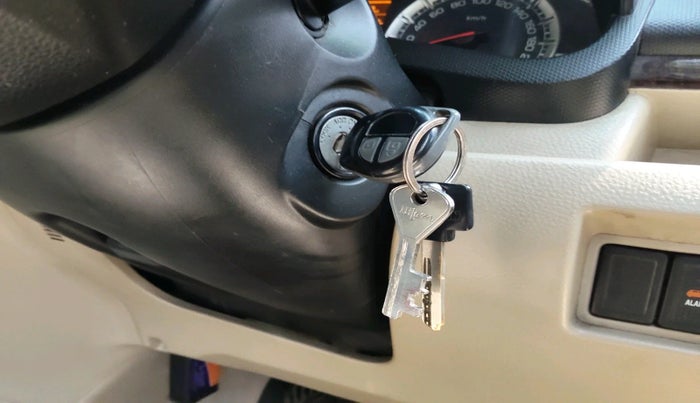 2013 Maruti Swift Dzire VXI, Petrol, Manual, 1,11,810 km, interior