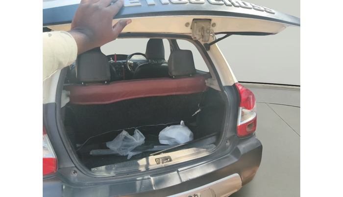 2015 Toyota Etios CROSS 1.4 VD, Diesel, Manual, 1,72,478 km, exterior