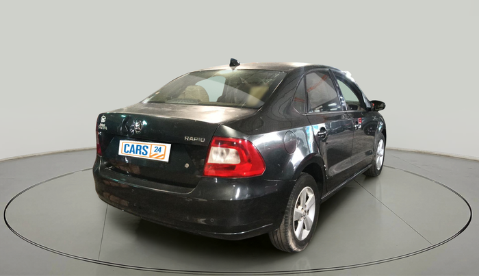 2015 Skoda Rapid 1.5 TDI CR ELEGANCE AT, Diesel, Automatic, 2,84,831 km, exterior