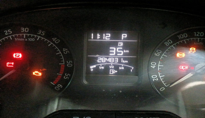 2015 Skoda Rapid 1.5 TDI CR ELEGANCE AT, Diesel, Automatic, 2,84,831 km, interior