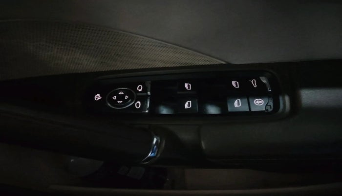 2013 Porsche Cayenne DIESEL, Diesel, Automatic, 80,668 km, interior