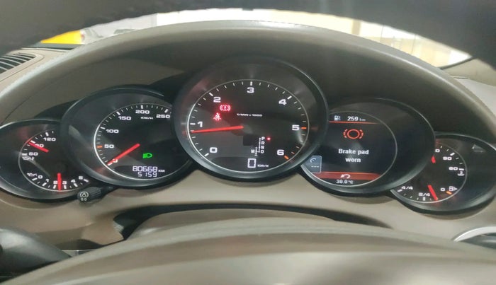 2013 Porsche Cayenne DIESEL, Diesel, Automatic, 80,668 km, interior