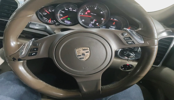 2013 Porsche Cayenne DIESEL, Diesel, Automatic, 80,668 km, interior