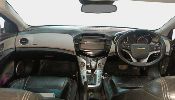 2011 Chevrolet Cruze LTZ AT, Diesel, Automatic, 1,23,158 km, interior