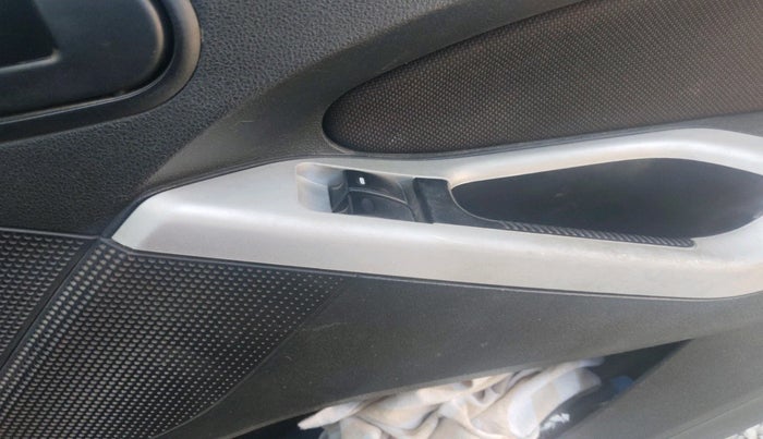 2011 Ford Figo ZXI 1.2 PETROL, Petrol, Manual, 77,034 km, interior