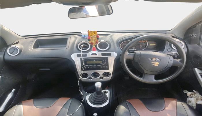 2011 Ford Figo ZXI 1.2 PETROL, Petrol, Manual, 77,034 km, interior