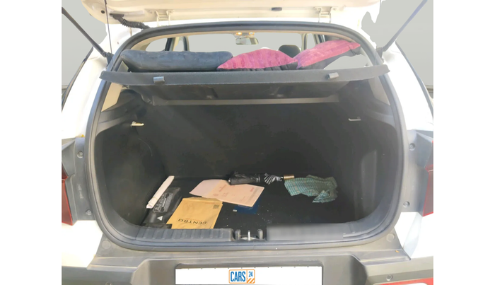 2024 KIA SONET HTK PLUS 1.2 PETROL MT, Petrol, Manual, 28,587 km, exterior