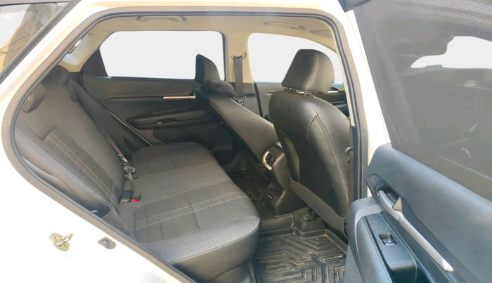 2024 KIA SONET HTK PLUS 1.2 PETROL MT, Petrol, Manual, 28,587 km, interior