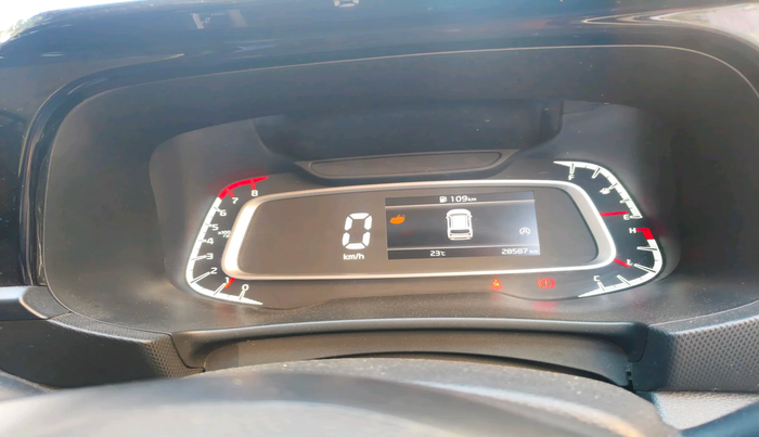 2024 KIA SONET HTK PLUS 1.2 PETROL MT, Petrol, Manual, 28,587 km, interior