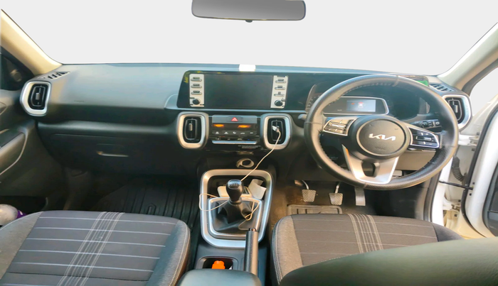 2024 KIA SONET HTK PLUS 1.2 PETROL MT, Petrol, Manual, 28,587 km, interior