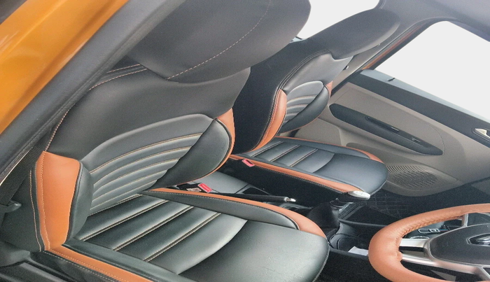 2019 Renault TRIBER RXZ, Petrol, Manual, 15,361 km, interior