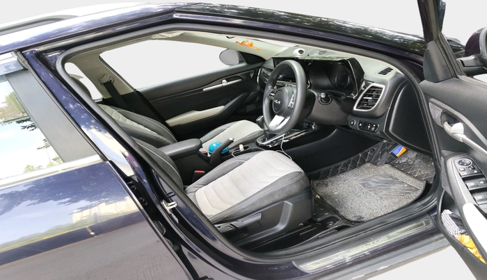 2022 KIA SELTOS HTK PLUS 1.5 IMT, Petrol, Manual, 17,417 km, interior