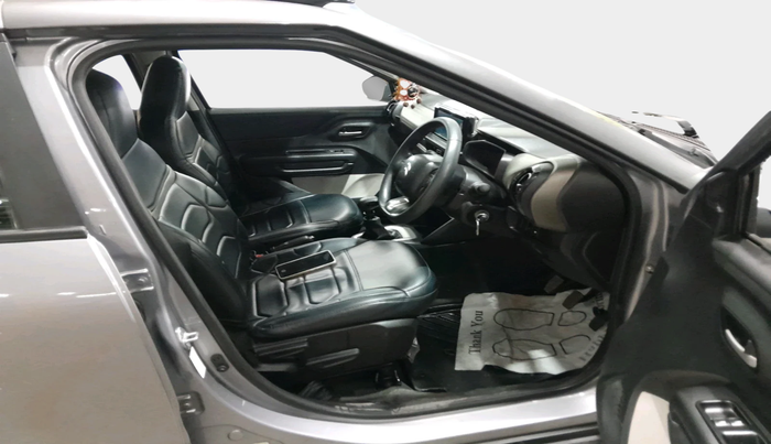 2023 CITROEN C3 FEEL 1.2, Petrol, Manual, 35,459 km, interior