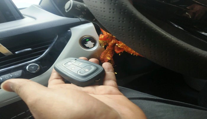 2021 Tata NEXON XZ PLUS (O) PETROL, Petrol, Manual, 59,711 km, interior