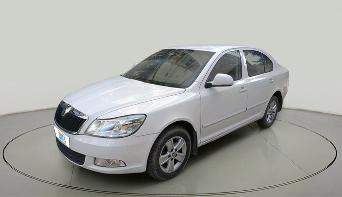2011 Skoda Laura AMBIENTE 1.8 TSI, Petrol, Manual, 76,094 km, exterior