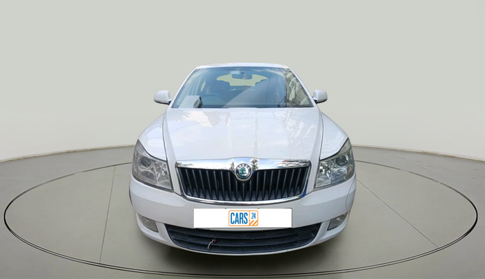 2011 Skoda Laura AMBIENTE 1.8 TSI, Petrol, Manual, 76,094 km, exterior