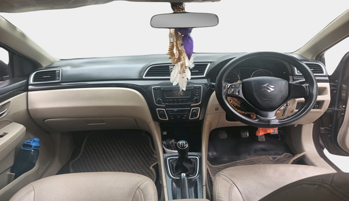 2016 Maruti Ciaz VXI+, Petrol, Manual, 1,32,902 km, interior