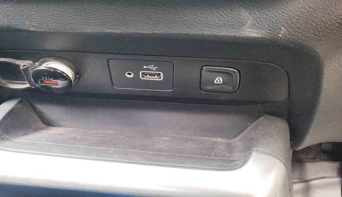 2020 Datsun Redi Go T(O) 1.0, Petrol, Manual, 49,418 km, interior