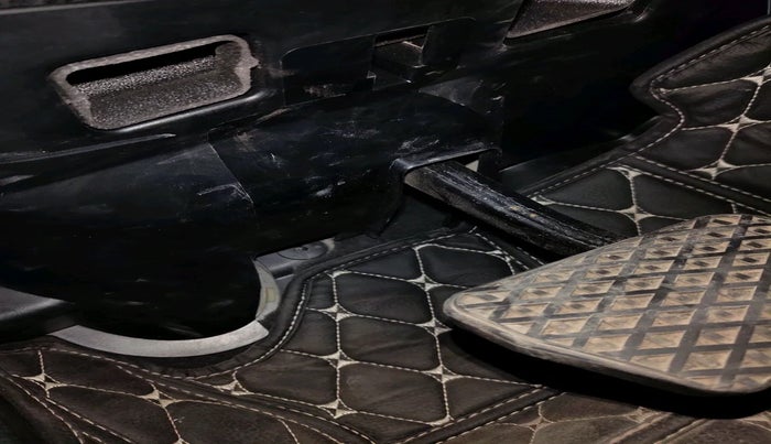 2014 BMW 5 Series 520D LUXURY LINE, Diesel, Automatic, 1,35,047 km, interior