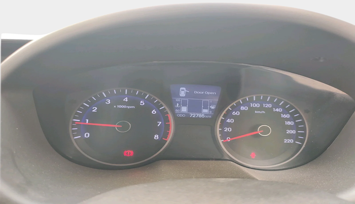 2012 Hyundai i20 ASTA (O) 1.2 WITH SUNROOF, Petrol, Manual, 72,785 km, interior