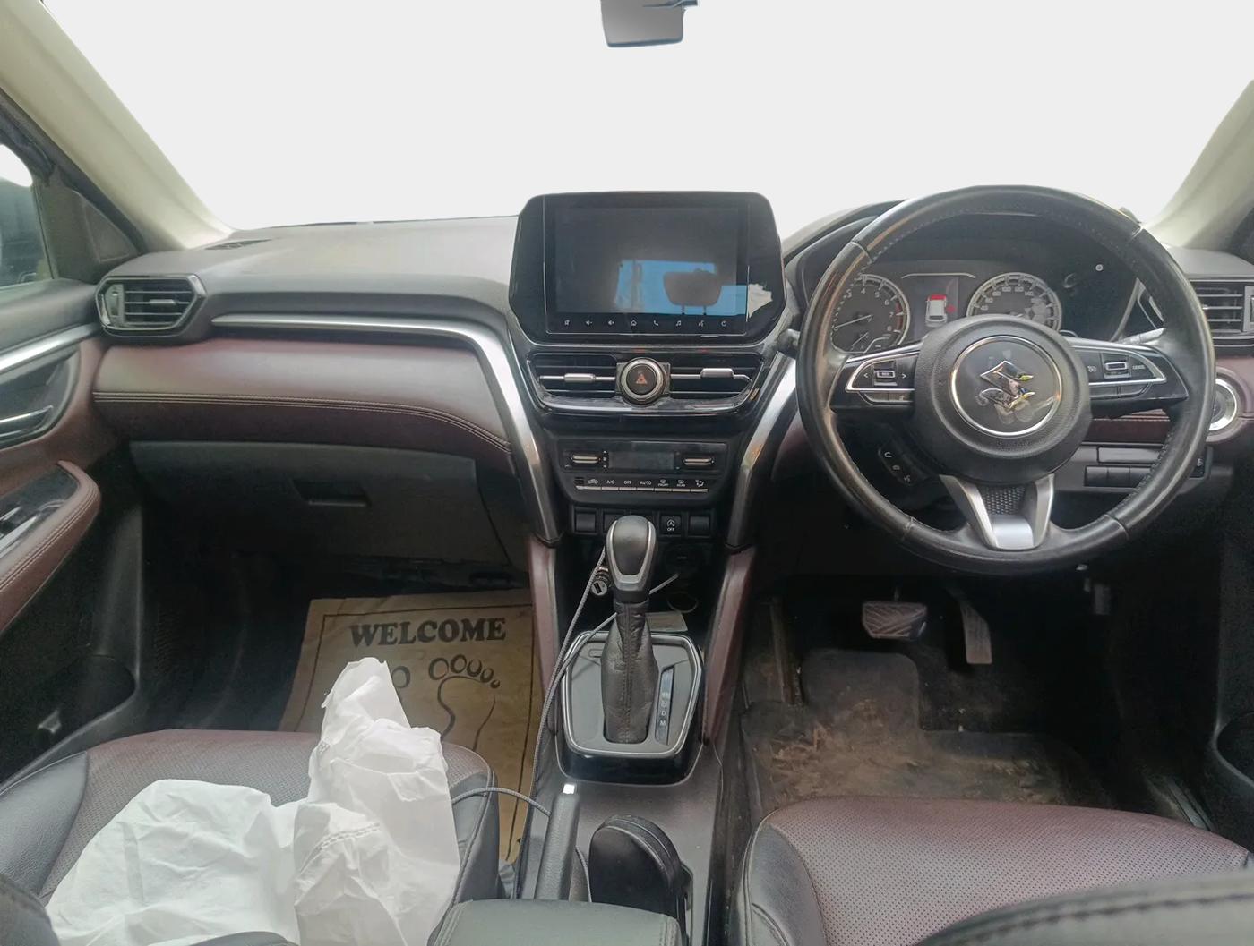 2022 Maruti Grand Vitara ALPHA SMART HYBRID AT, Petrol, Automatic, 87,341 km, interior