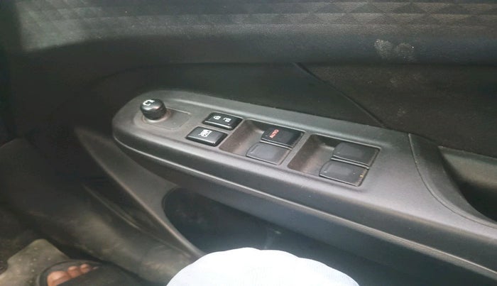 2024 Maruti Swift VXi, Petrol, Manual, 9,990 km, interior