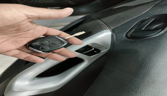 2011 Ford Figo ZXI 1.2 PETROL, Petrol, Manual, 58,746 km, interior