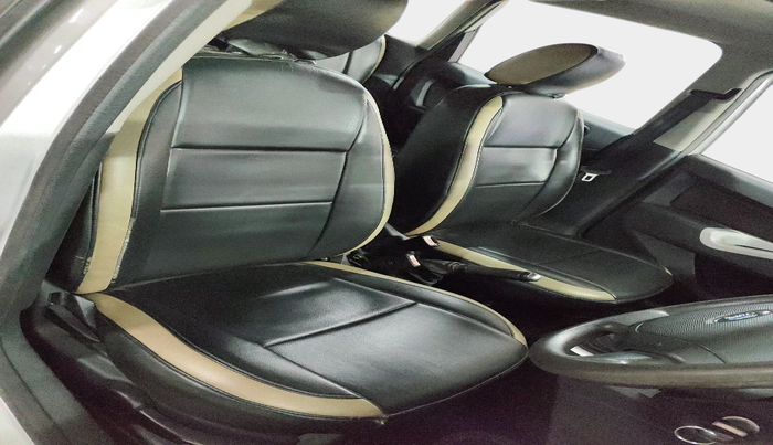 2011 Ford Figo ZXI 1.2 PETROL, Petrol, Manual, 58,746 km, interior