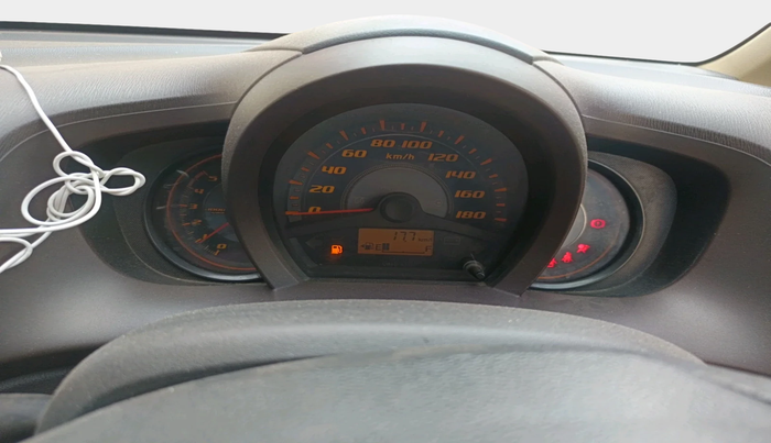 2013 Honda Amaze 1.5L I-DTEC VX, Diesel, Manual, 3,28,970 km, interior