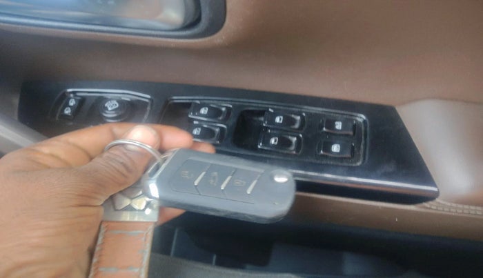 2023 Mahindra SCORPIO-N Z8 L DIESEL AT 2WD 7 STR, Diesel, Automatic, 19,274 km, interior