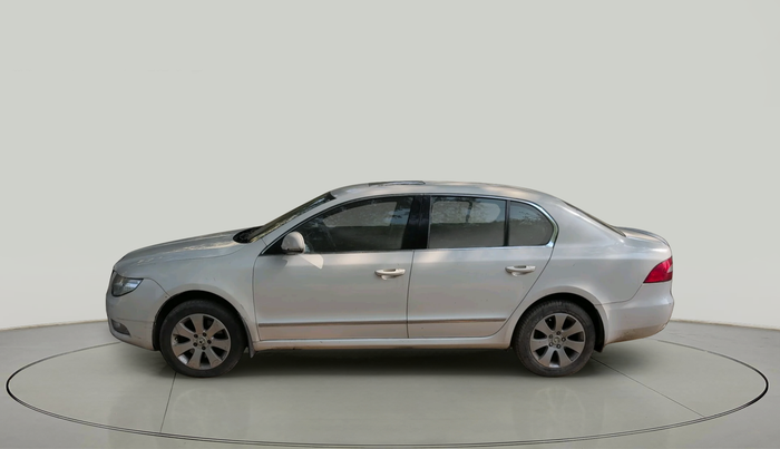 2011 Skoda Superb ELEGANCE 1.8 TSI MT, Petrol, Manual, 57,651 km, exterior