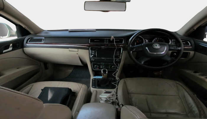 2011 Skoda Superb ELEGANCE 1.8 TSI MT, Petrol, Manual, 57,651 km, interior