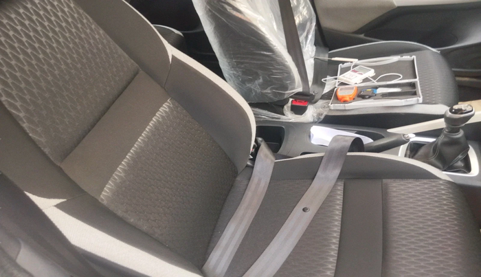 2021 Nissan MAGNITE XV MT, Petrol, Manual, 7,456 km, interior