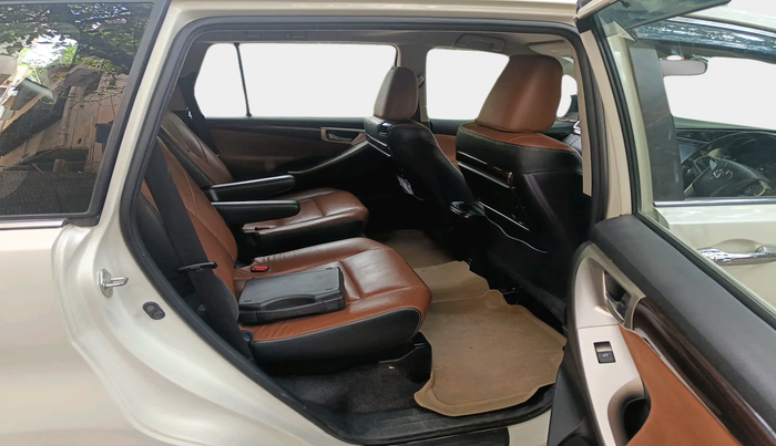 2016 Toyota Innova Crysta 2.8 ZX AT 7 STR, Diesel, Automatic, 1,37,372 km, interior